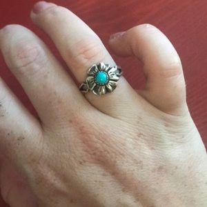 Vintage Sterling Silver and Turquoise Ring SZ 5.5